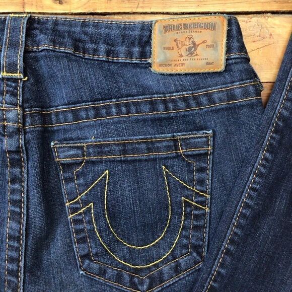 TRUE Religion Avery jeans low rise boot cut distressed… - Picture 6 of 13